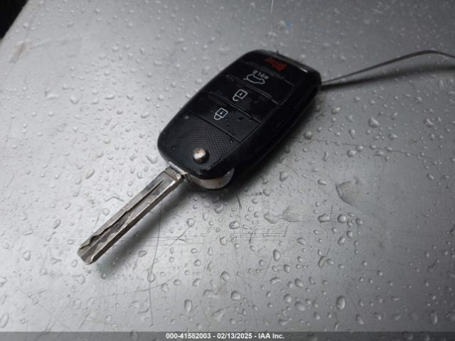 KNDJP3A54J7550855 KIA SOUL +