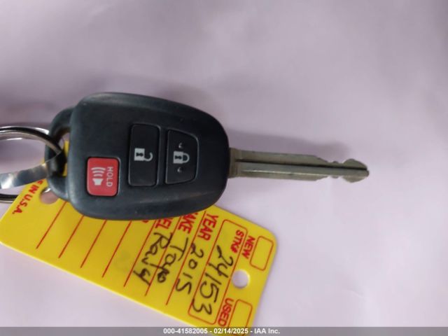 2T3WFREV5FW212981 Toyota Rav4 Xle