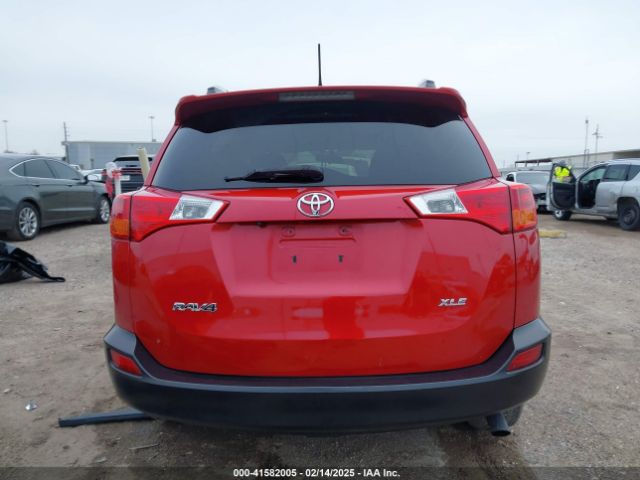 2T3WFREV5FW212981 Toyota Rav4 Xle