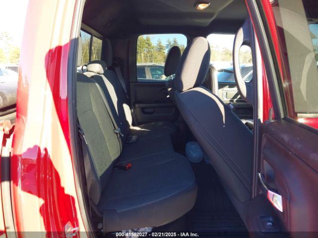 1C6RR7GG5NS226790 RAM 1500 Classic Warlock  4x4 6'4 Box