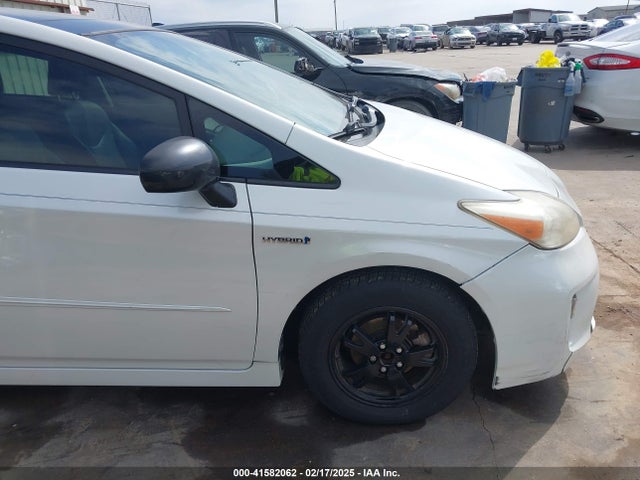 JTDKN3DUXE1851720 Toyota Prius