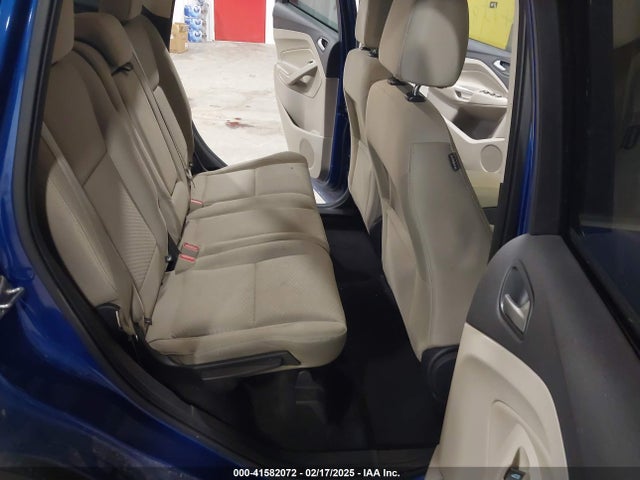 1FMCU9G94HUE73233 Ford ESCAPE SE