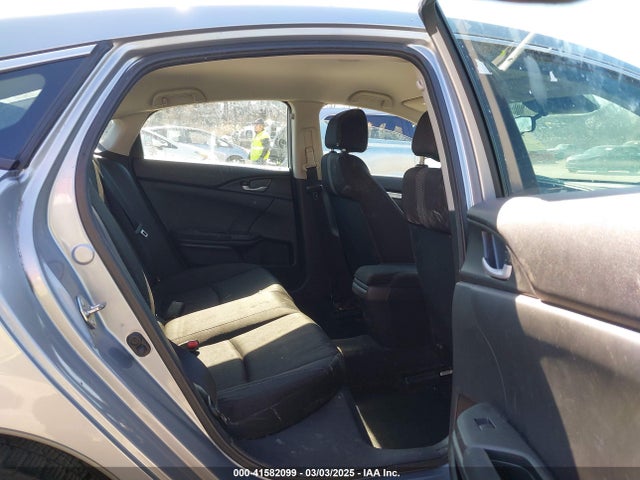 Honda Civic Lx 2019 2HGFC2F67KH518180 Image 8
