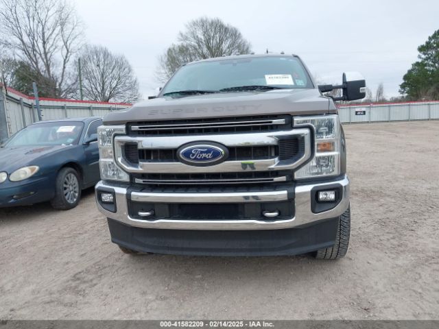 1FT7W2BT8NED69439 Ford F-250 Xlt