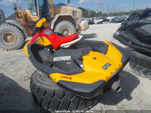 2022 SEA DOO RXT-300 YDVB6923F222 Photo 3