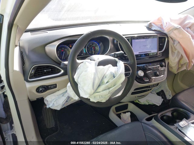 Chrysler Pacifica Touring L 2022 2C4RC1BG6NR162744 Image 20