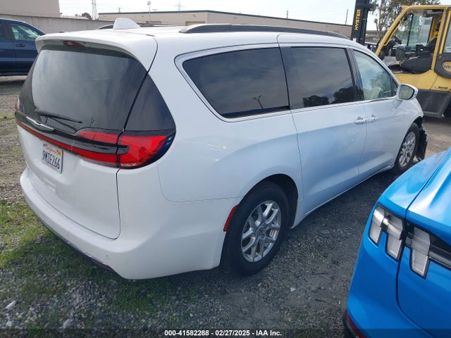 Chrysler Pacifica Touring L 2022 2C4RC1BG6NR162744 Image 4