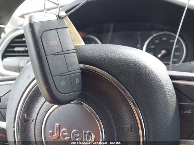 ZACNJBAB2KPJ83085 Jeep Renegade Sport 4x4