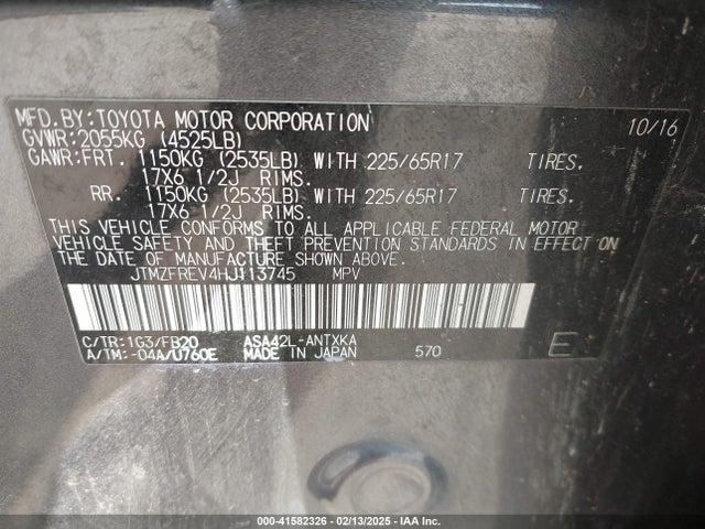 JTMZFREV4HJ113745 Toyota RAV4 LE