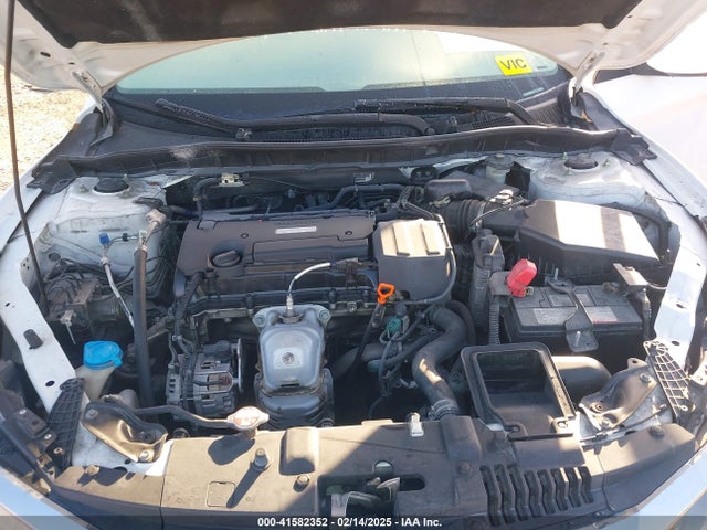 Honda ACCORD LX 2017 1HGCR2F34HA011736 Image 10