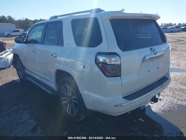 2022 TOYOTA 4RUNNER JTEKU5JR4N6069801 Photo 2