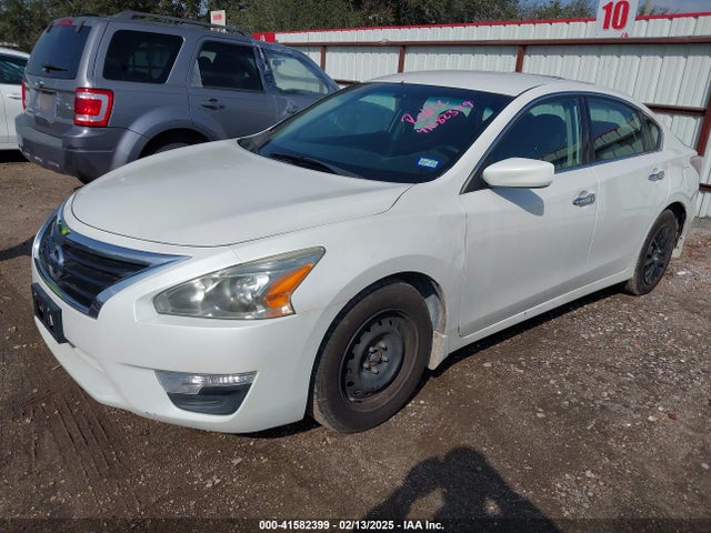 Nissan Altima 2.5 S 2015 1N4AL3AP9FC180178 Image 2