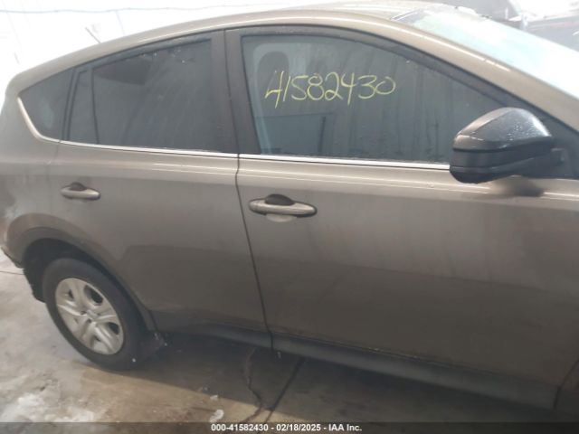 2T3ZFREV6FW204367 Toyota RAV4 LE