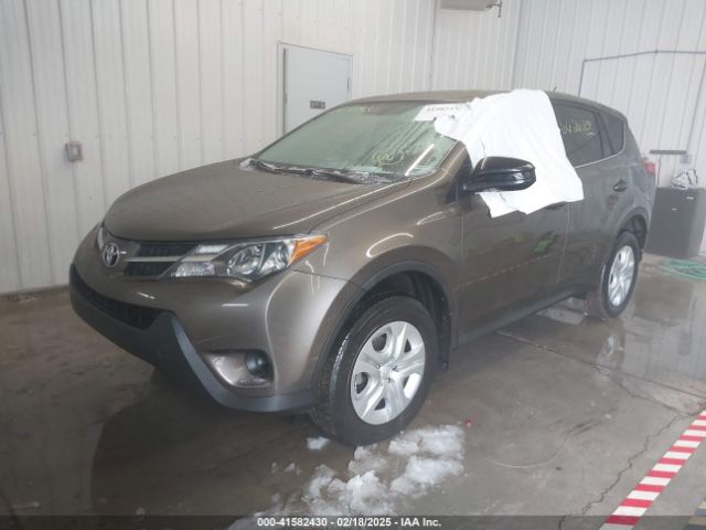 2T3ZFREV6FW204367 Toyota RAV4 LE