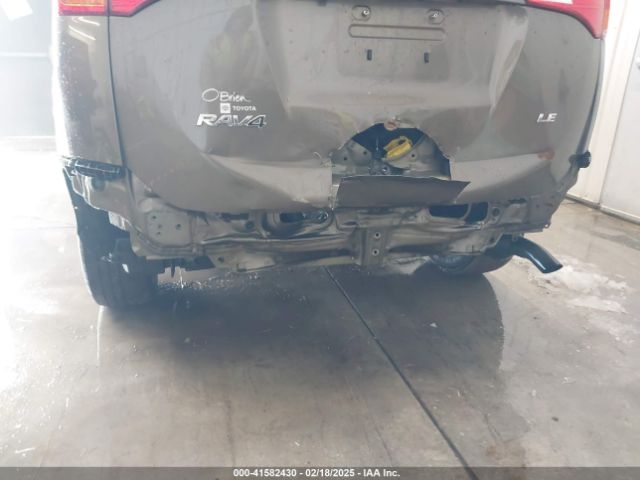 2T3ZFREV6FW204367 Toyota RAV4 LE