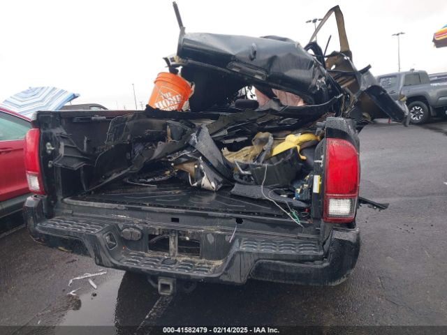3TMBZ5DN3KM017425 Toyota Tacoma Trd Sport