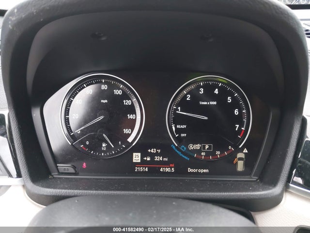 WBXJG9C09N5V21019 BMW X1