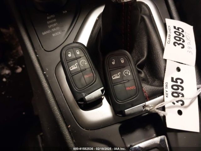 1C4PJMBS2FW609999 Jeep Cherokee Trailhawk