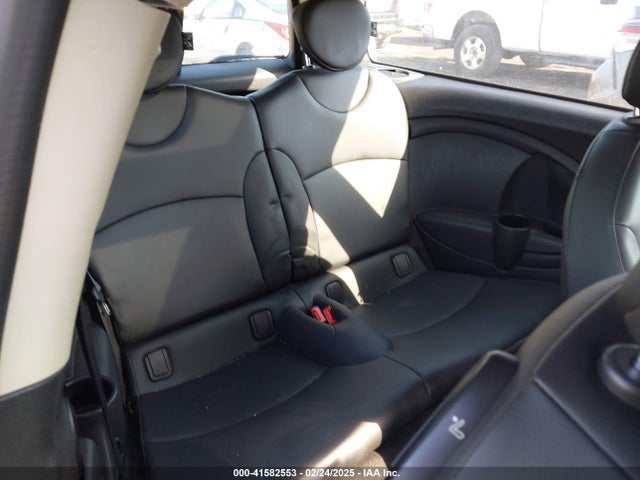2012 MINI COOPER CLUBMAN WMWZF3C54CT189380 Photo 7