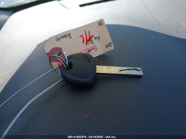 KIA RIO LX 2019 3KPA24ABXKE184881 Image 11