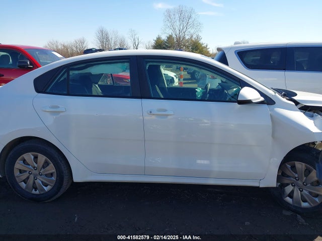KIA RIO LX 2019 3KPA24ABXKE184881 Image 13
