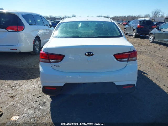 KIA RIO LX 2019 3KPA24ABXKE184881 Image 16