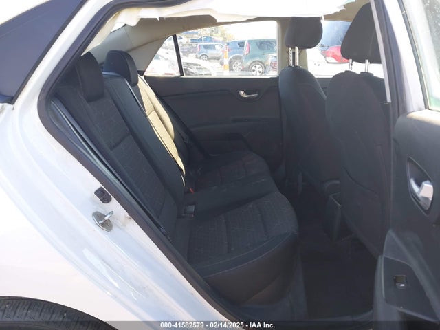 KIA RIO LX 2019 3KPA24ABXKE184881 Image 8
