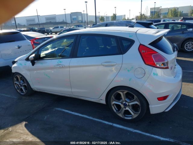 3FADP4GX2GM136067 Ford FIESTA ST