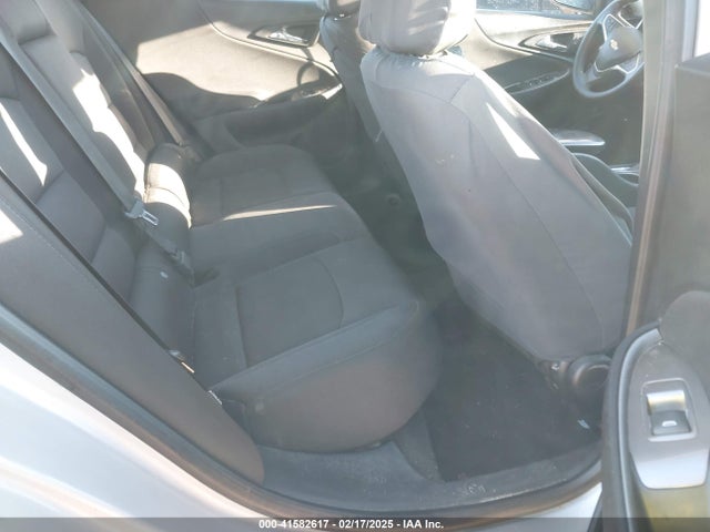 1G1ZB5ST9JF181340 Chevrolet Malibu 1ls