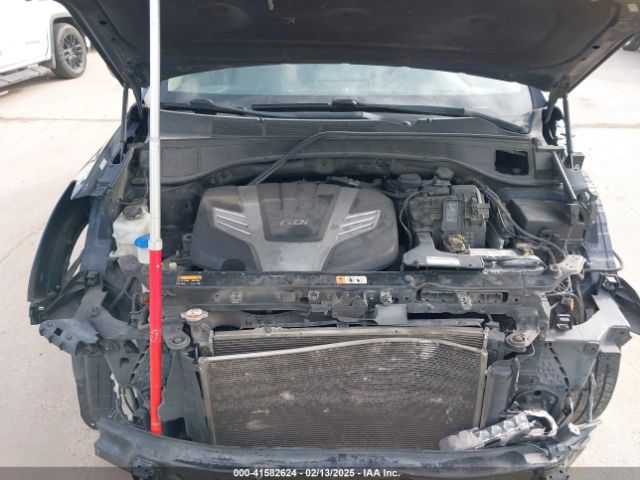 KM8SM4HF9HU179975 Hyundai Santa Fe Se
