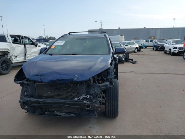 KM8SM4HF9HU179975 Hyundai Santa Fe Se