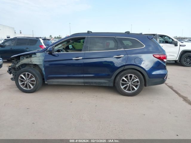 KM8SM4HF9HU179975 Hyundai Santa Fe Se