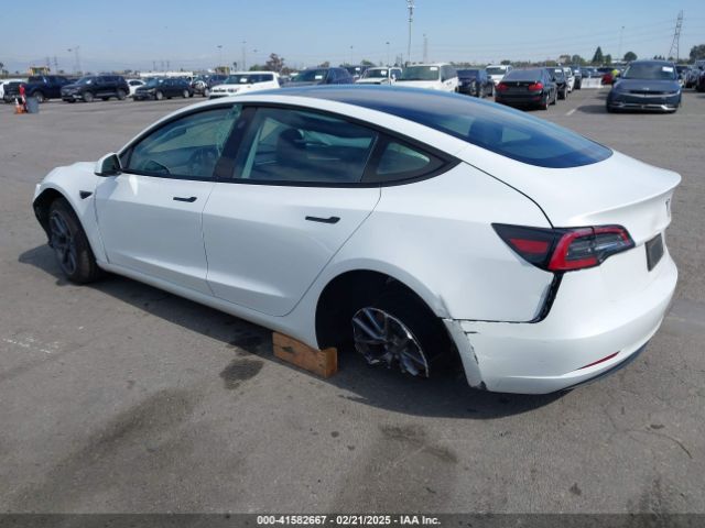 2023 TESLA MODEL 3 5YJ3E1EA5PF487939 Photo 2