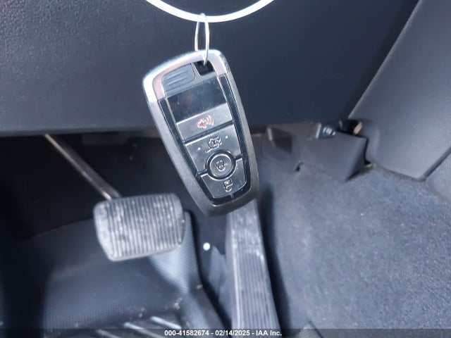 Ford EXPLORER XLT 2024 1FMSK7DH3RGA59006 Image 11