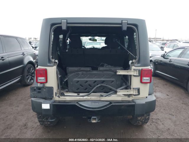 1C4BJWDG8JL869252 Jeep Wrangler Jk Unlimited Willy Wheeler W 4x4