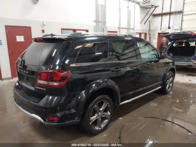 3C4PDCGG8FT740981 Dodge Journey Crossroad