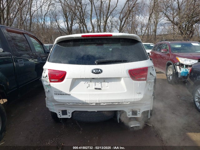 5XYPG4A50LG670271 KIA Sorento 3.3l Lx