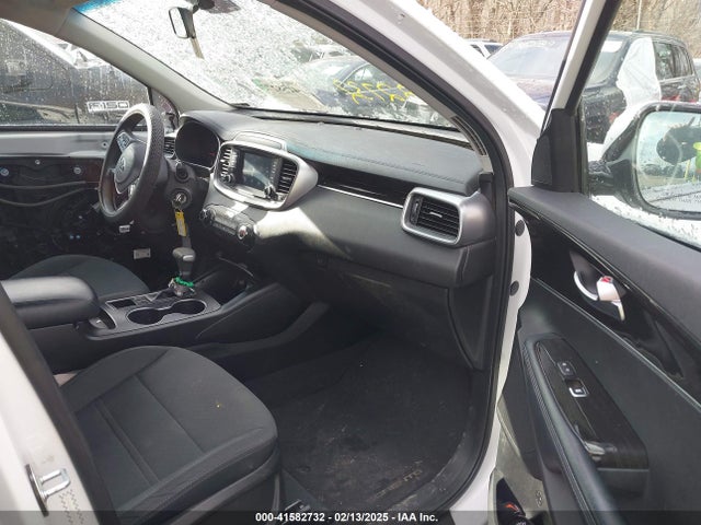 5XYPG4A50LG670271 KIA Sorento 3.3l Lx