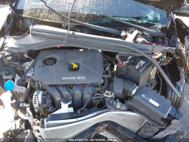 5NPD84LF6HH016977 Hyundai ELANTRA SE