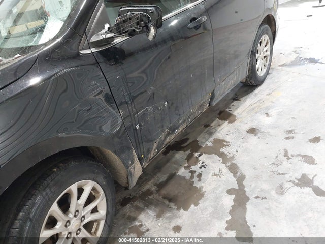 Chevrolet EQUINOX LT 2018 2GNAXSEV2J6111892 Image 17