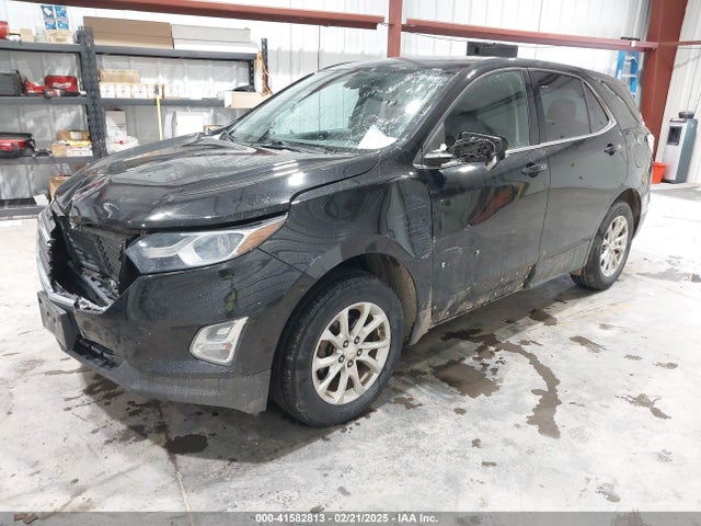 Chevrolet EQUINOX LT 2018 2GNAXSEV2J6111892 Image 2