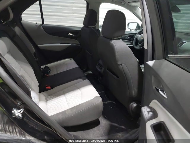 Chevrolet EQUINOX LT 2018 2GNAXSEV2J6111892 Image 8