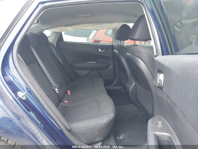 5XXGT4L38LG408476 KIA Optima Lx