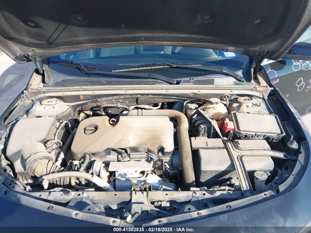 1G1ZE5ST7HF103074 Chevrolet MALIBU 1LT