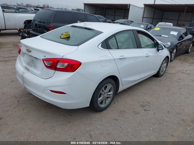 1G1BE5SM1J7235337 Chevrolet Cruze Lt Auto