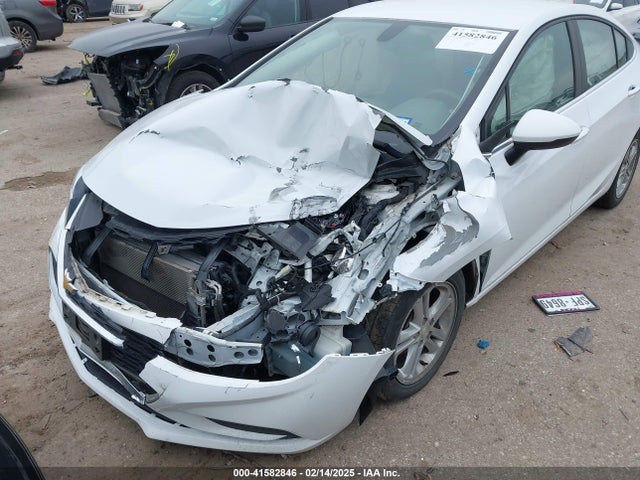1G1BE5SM1J7235337 Chevrolet Cruze Lt Auto