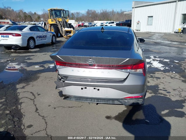 Hyundai ELANTRA SEL 2022 KMHLM4AG8NU344532 Image 17