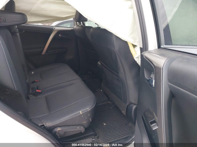 JTMDFREV8JJ256309 Toyota Rav4 Limited