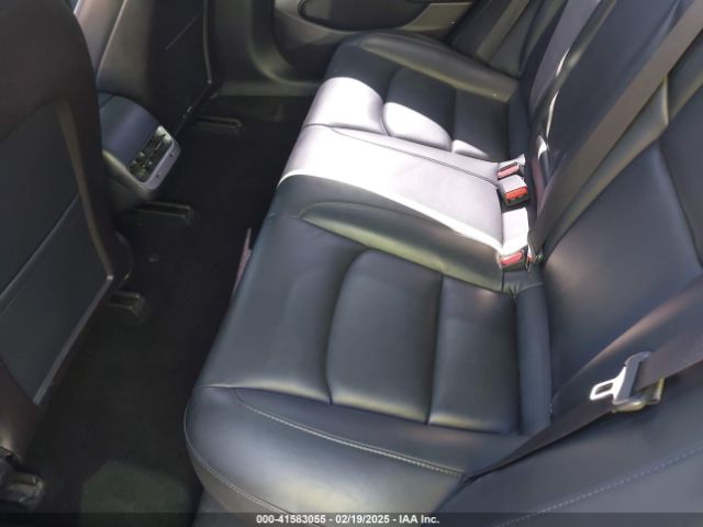 5YJ3E1EB7KF433608 Tesla Model 3 Long Range/performance