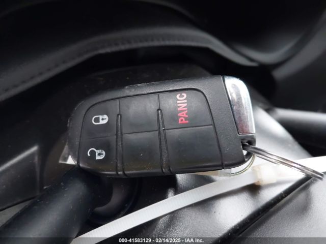 ZACNJBBB0KPK13439 Jeep Renegade Latitude 4x4